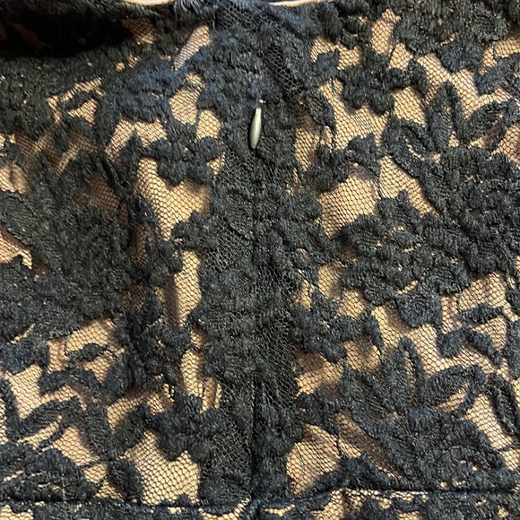 Connected black stretch lace dress - Picture 5 of 6